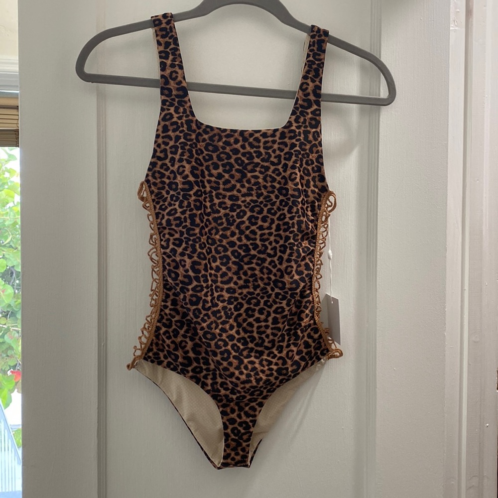 NWT Bordeaux size small